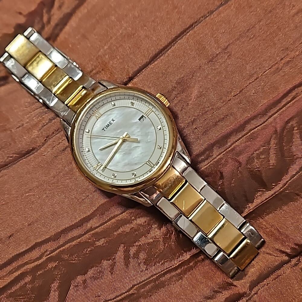 TIMEX Weekender Mother of Pearl Dial Crystal MarkerTwo-tone Ladies Watch